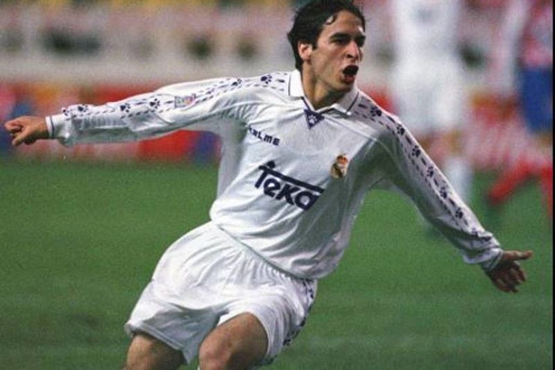 Raul Gonzalez có màn trả thù ngọt ngào đội bóng cũ